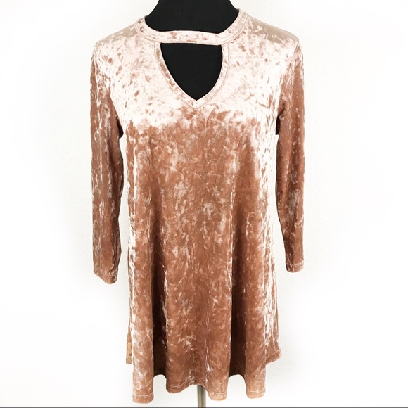 bobeau Sweaters - BOBEAU | Blush Crushed Velvet Cutout Sweater Small